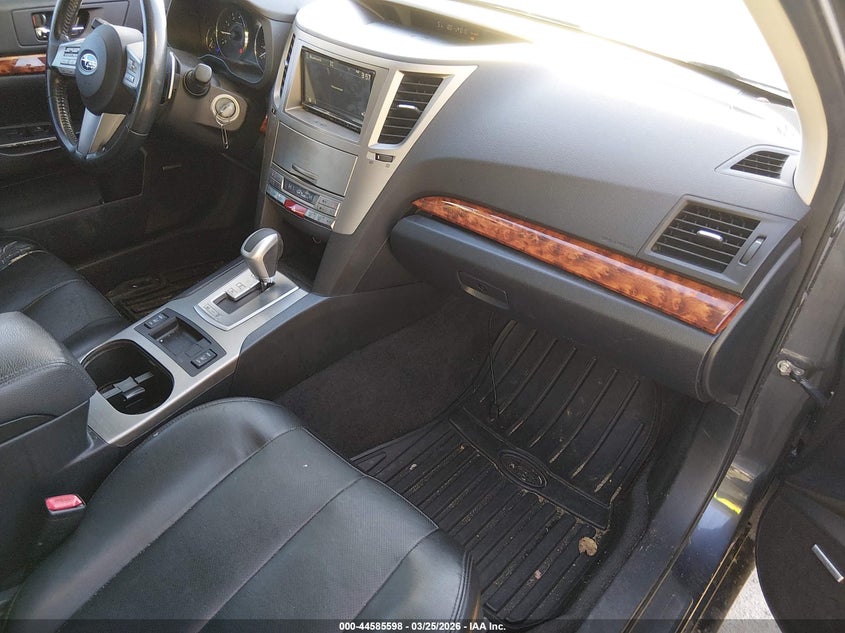 2010 Subaru Outback 2.5I Limited