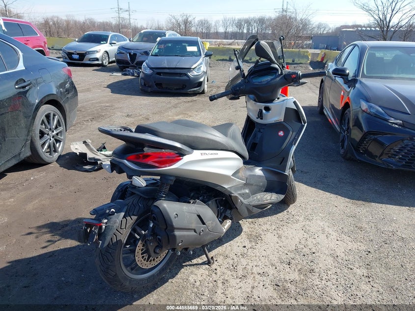 VIN ZAPMD20U1N5000067 2022 PIAGGIO BV 400