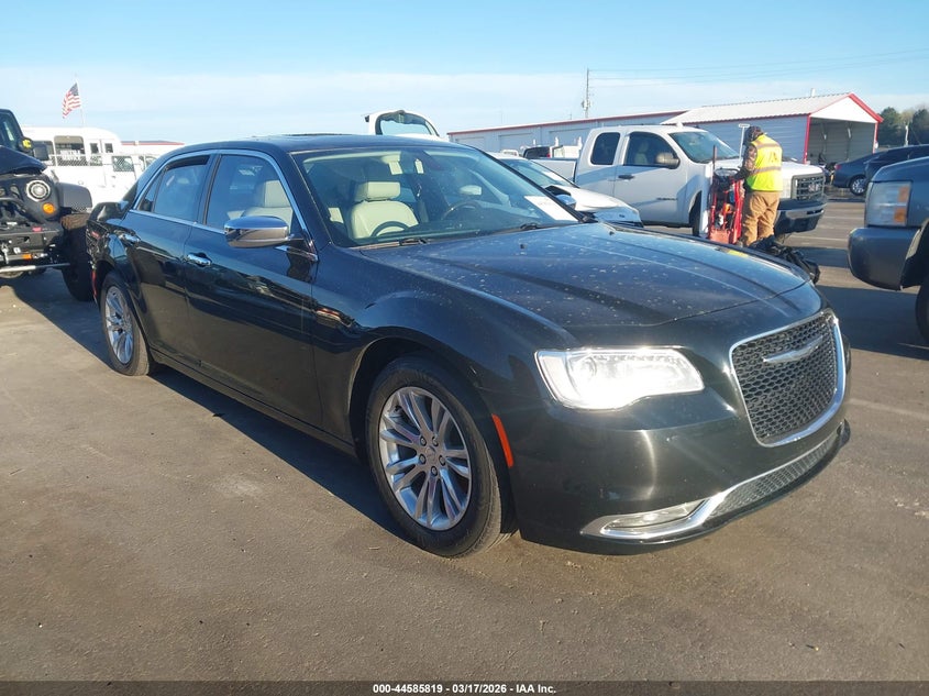 2016 Chrysler 300C