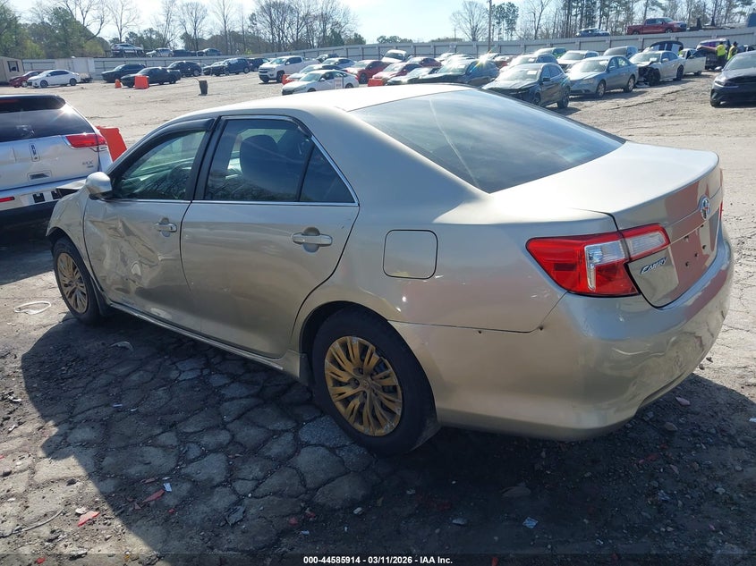 2014 Toyota Camry Le