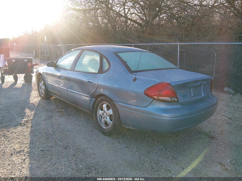 2005 Ford Taurus Se