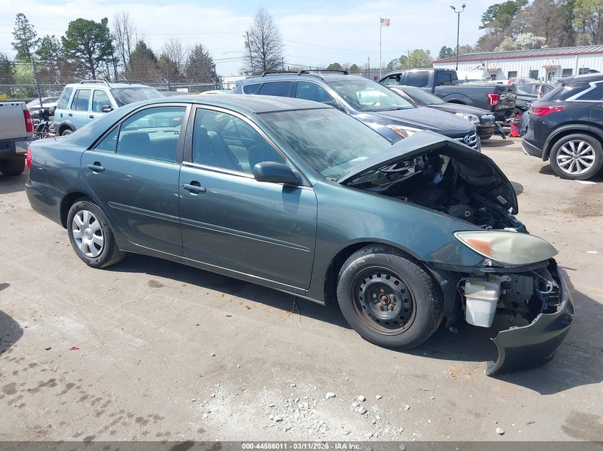 2004 TOYOTA CAMRY LE