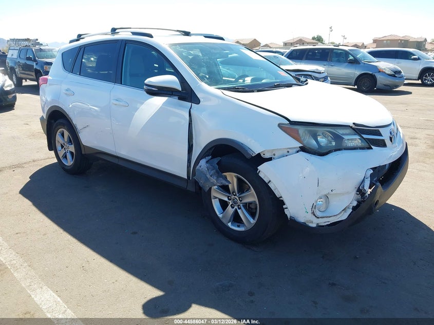 2015 TOYOTA RAV4 XLE
