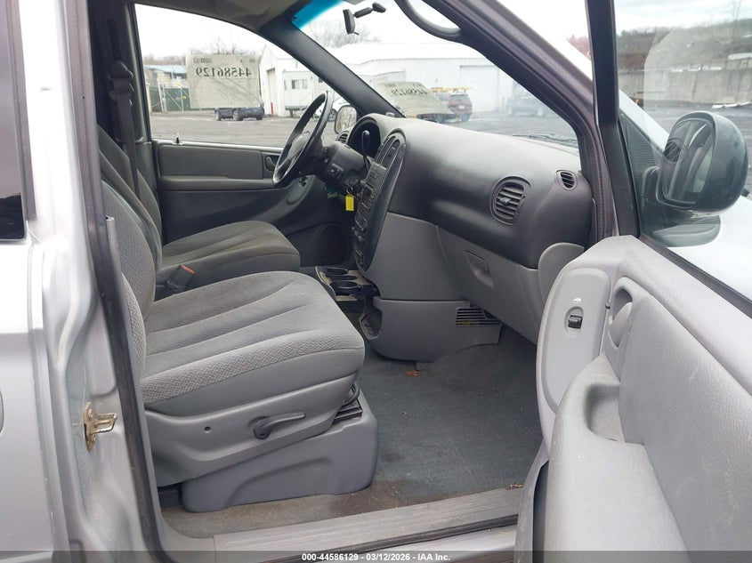 2005 Dodge Grand Caravan Sxt