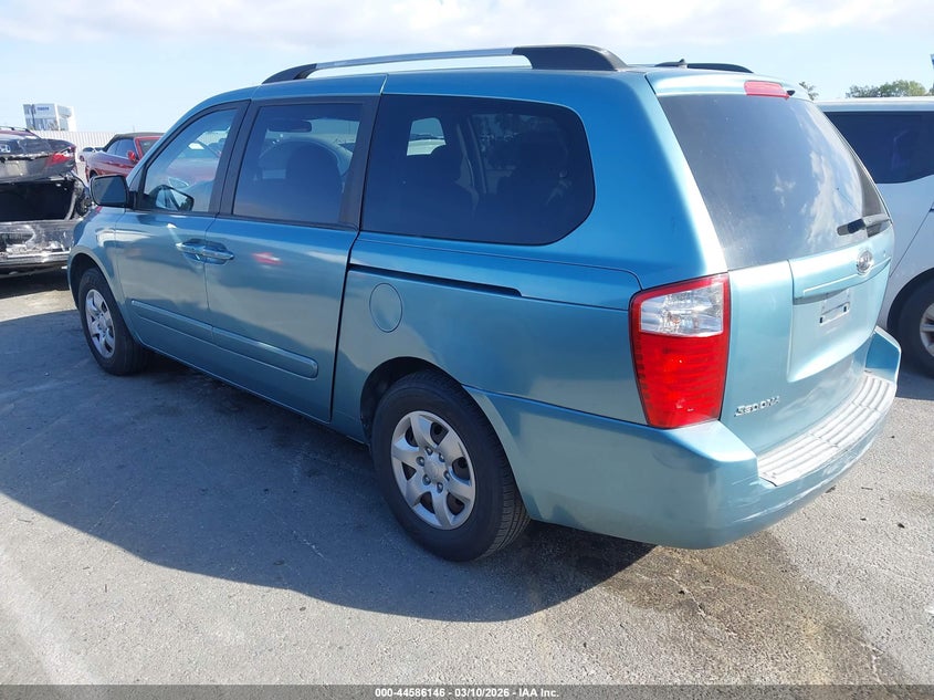 2009 Kia Sedona Lx