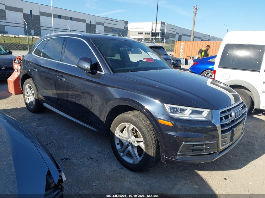 2018 Audi Q5 2.0T Premium/2.0T Tech Premium