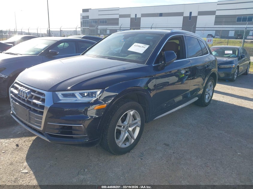 2018 Audi Q5 2.0T Premium/2.0T Tech Premium