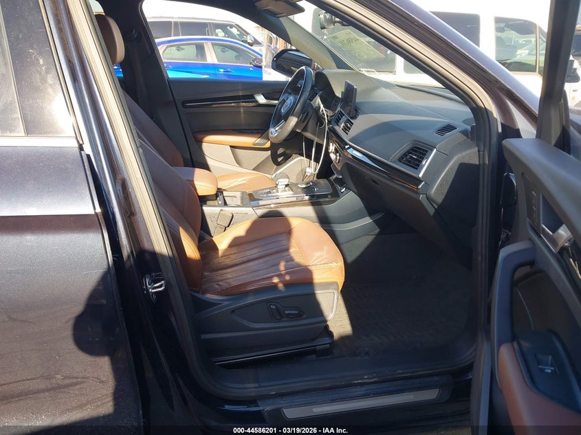 2018 Audi Q5 2.0T Premium/2.0T Tech Premium