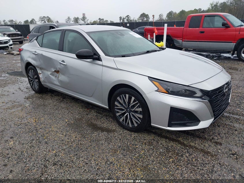 2024 Nissan Altima Sv Fwd