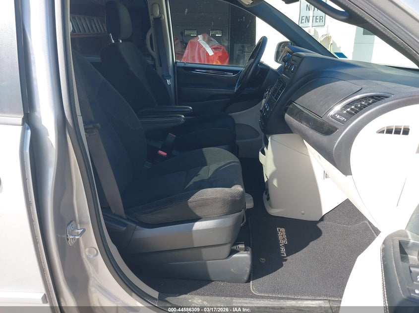 2017 Dodge Grand Caravan Se Plus