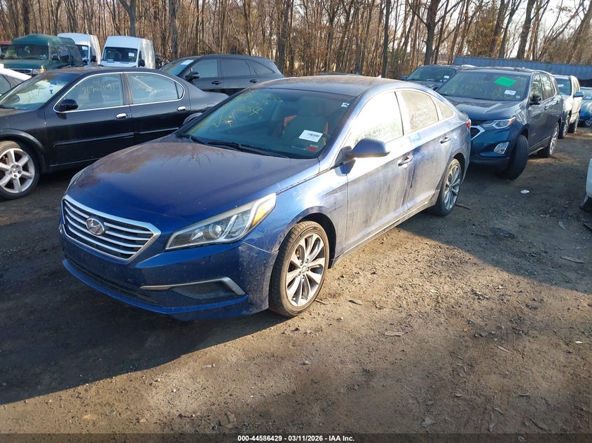 2017 HYUNDAI SONATA auction photo 2
