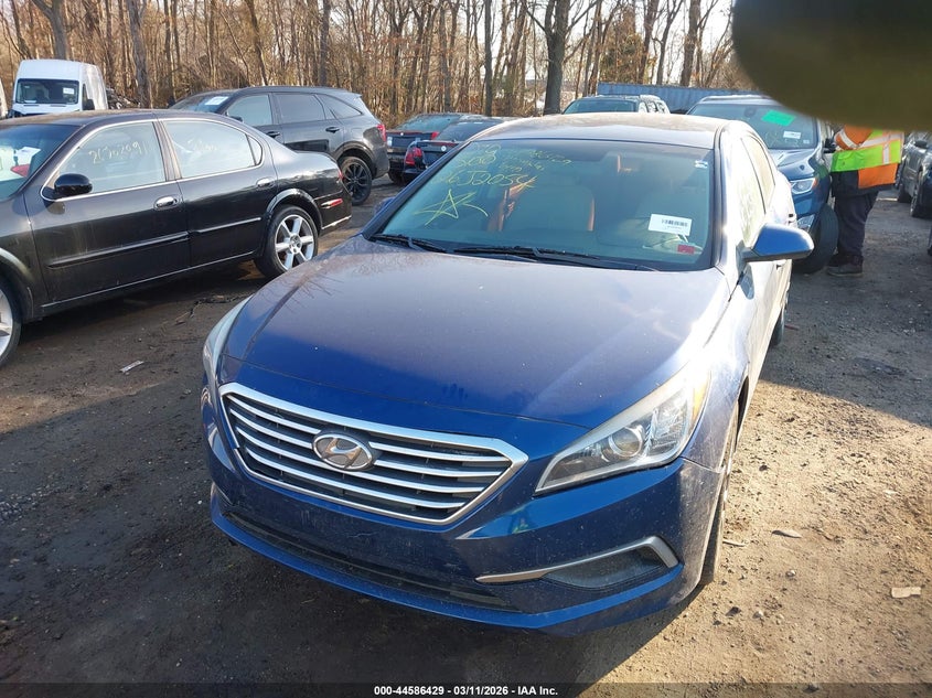 2017 HYUNDAI SONATA auction photo 6