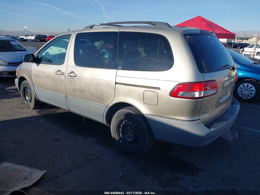 2001 Toyota Sienna Le