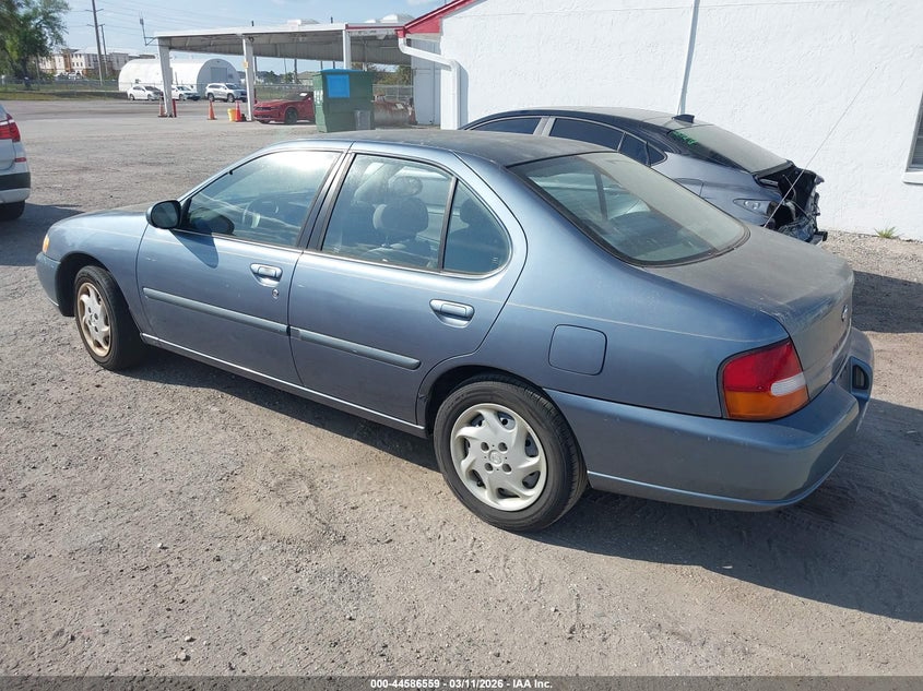 1999 Nissan Altima Gle/Gxe/Se/Se-L/Xe