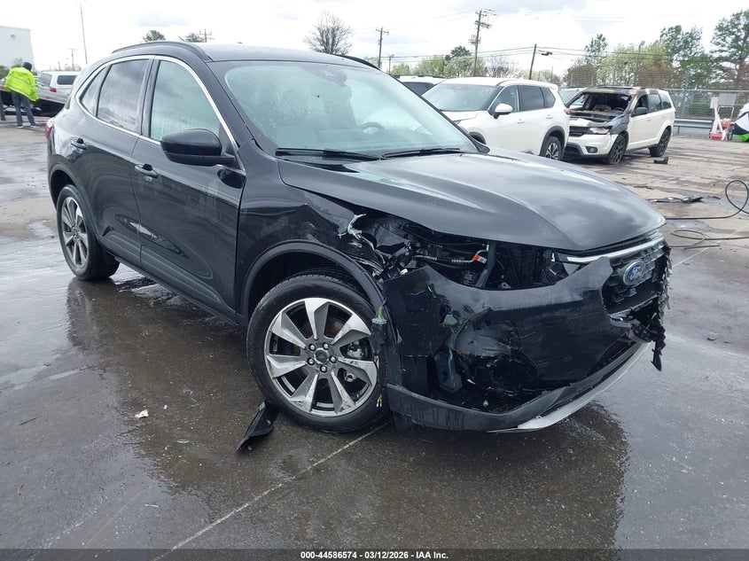 2025 Ford Escape Platinum