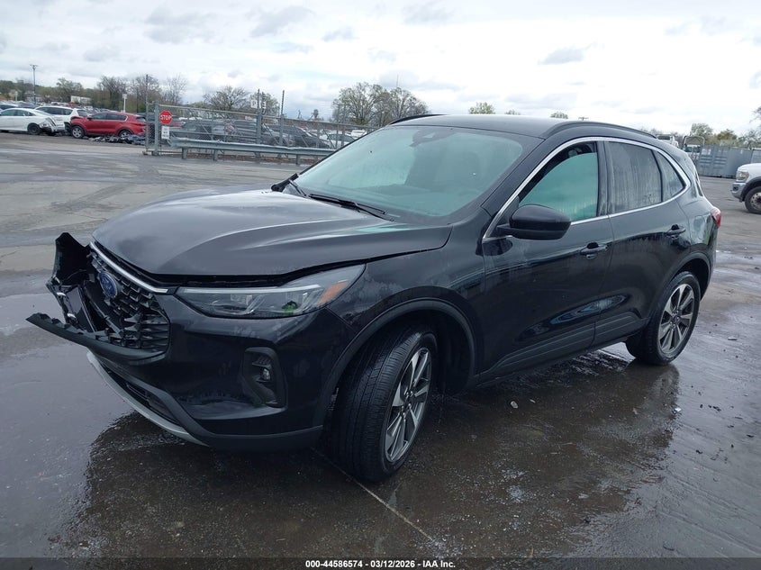 2025 Ford Escape Platinum