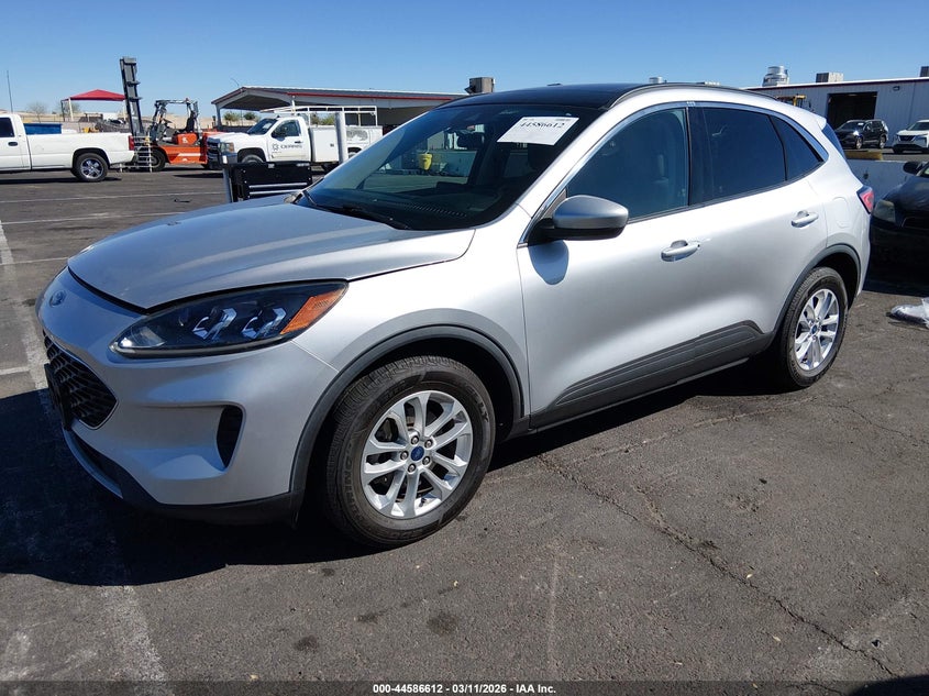2020 Ford Escape Se
