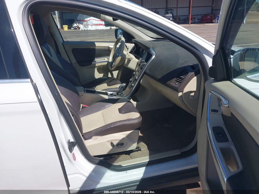 2013 Volvo Xc60 3.2/3.2 Platinum/3.2 Premier/3.2 Premier Plus