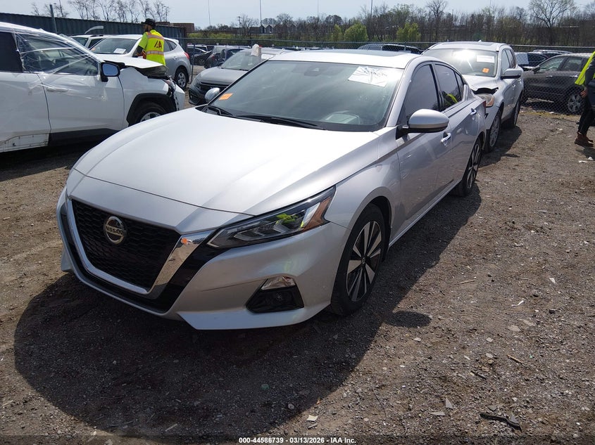 2020 Nissan Altima Sv Fwd