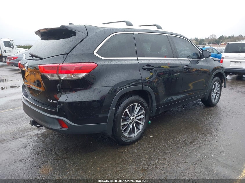 2018 Toyota Highlander Xle
