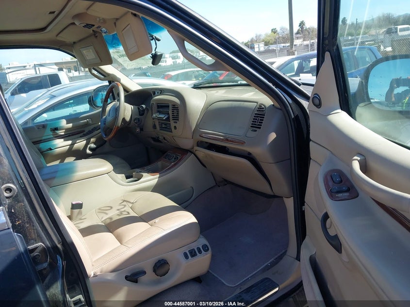 2000 Lincoln Navigator