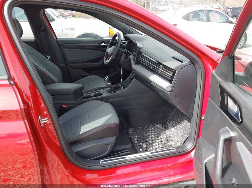 2025 VOLKSWAGEN JETTA GLI auction photo 5