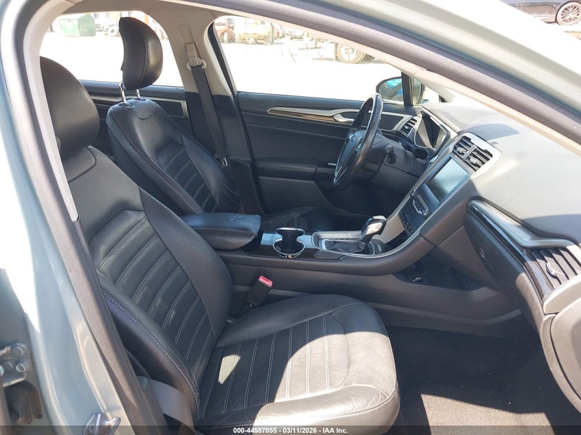 2014 Ford Fusion Hybrid Se