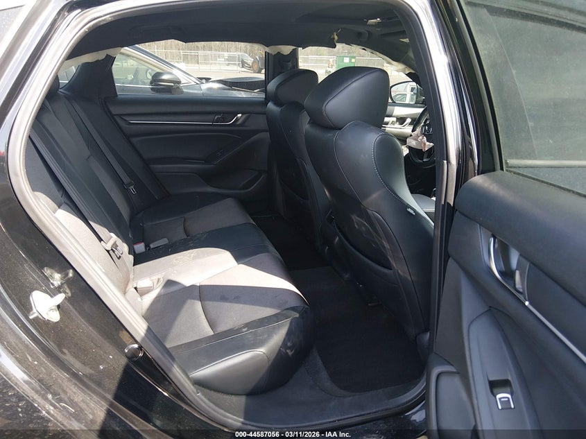 VIN 1HGCV2F37JA016320 2018 HONDA ACCORD SPORT 2.0T