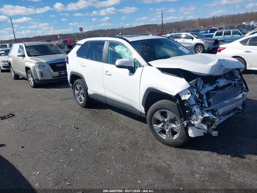 2025 Toyota Rav4 Xle