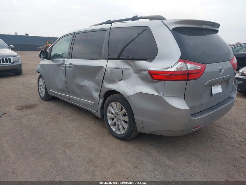 2015 Toyota Sienna Xle 7 Passenger