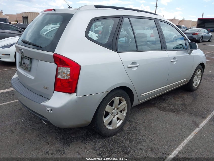 2007 Kia Rondo Lx