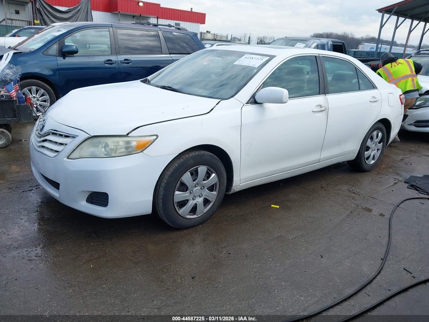 2011 Toyota Camry Le