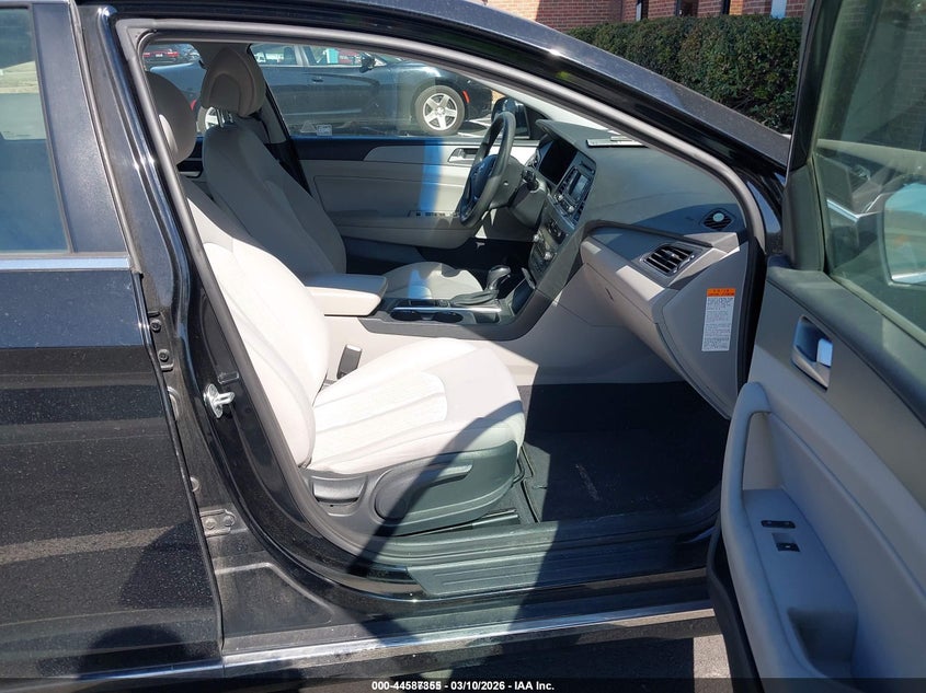 2016 Hyundai Sonata Hybrid Se