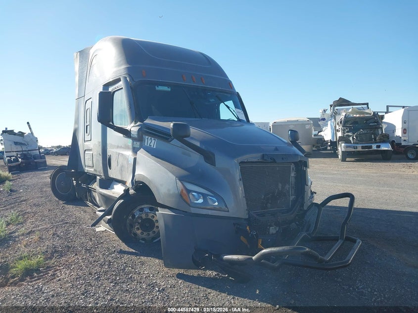 2021 FREIGHTLINER NEW CASCADIA 126