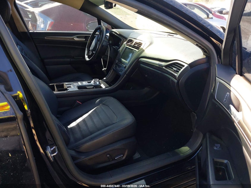 2017 Ford Fusion Energi Se Luxury