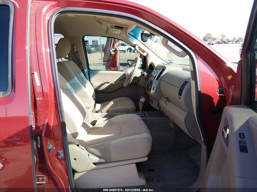 2013 Nissan Frontier Sv