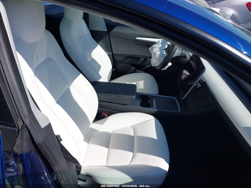 2022 Tesla Model 3 Long Range Dual Motor All-Wheel Drive