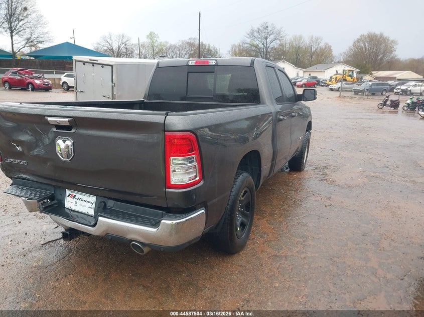 2020 Ram 1500 Big Horn 4X2 6'4 Box