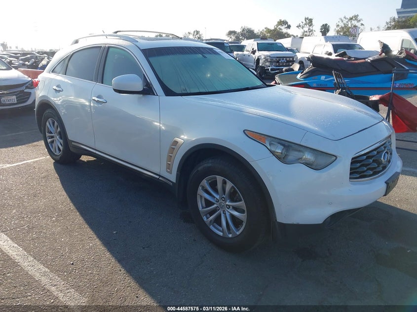 2010 INFINITI FX35