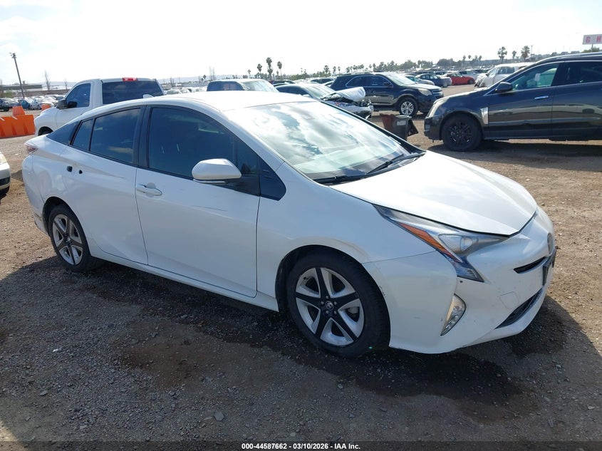 2016 Toyota Prius Three Touring
