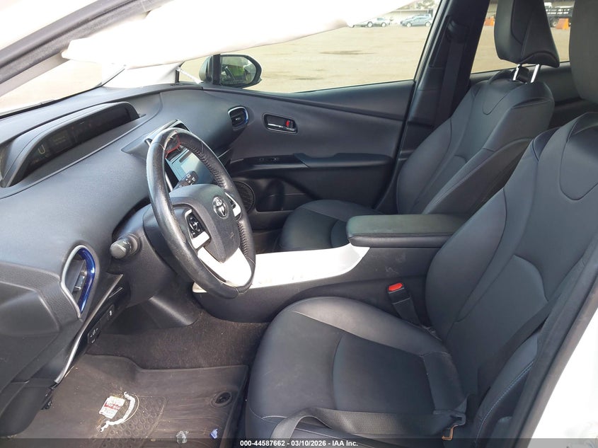 2016 Toyota Prius Three Touring