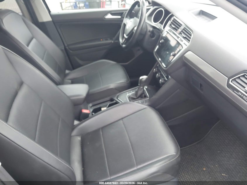 2018 Volkswagen Tiguan 2.0T Se/2.0T Sel