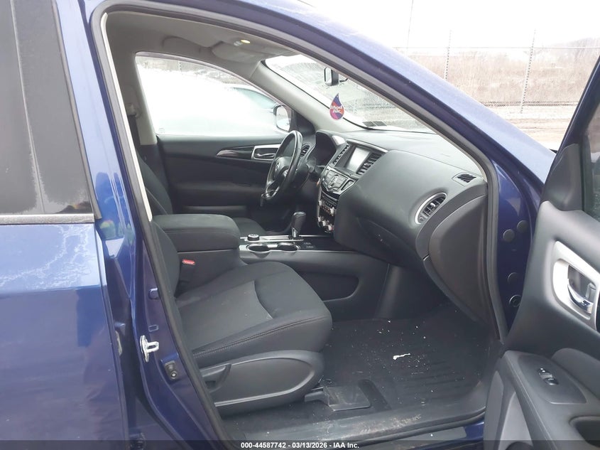 2017 Nissan Pathfinder S/Sv/Sl/Platinum