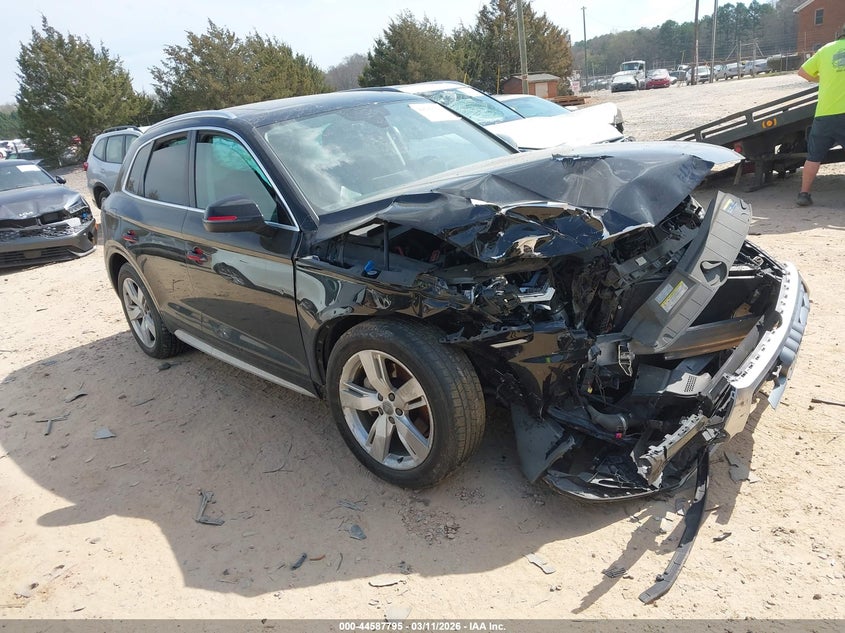 2018 Audi Q5 2.0T Premium/2.0T Tech Premium