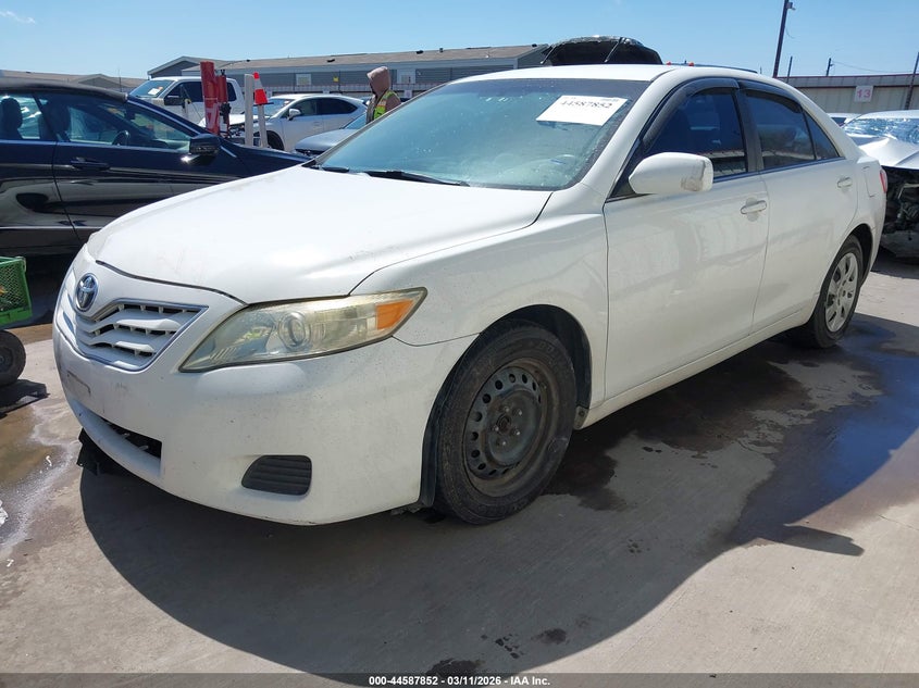 2011 Toyota Camry Le