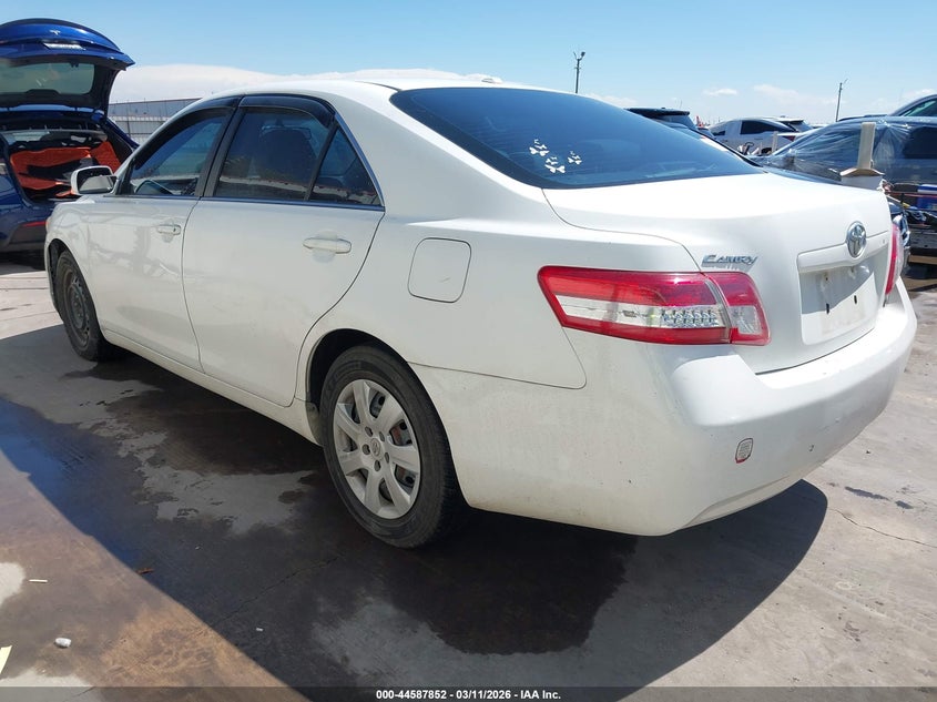 2011 Toyota Camry Le