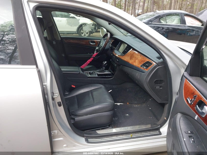 2014 Hyundai Equus Signature