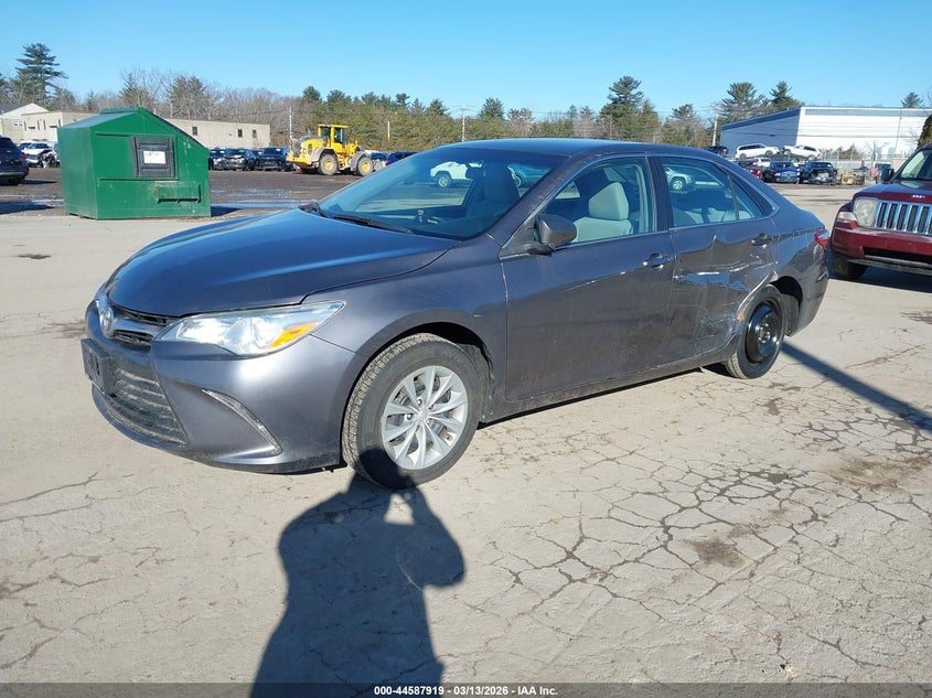 2017 Toyota Camry Le 4T1BF1FK0HU294568 photo 1