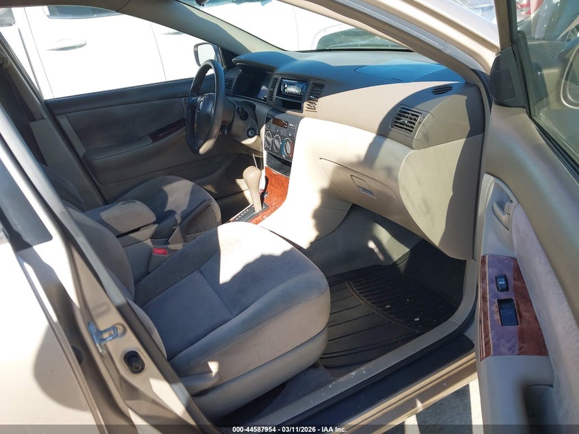 2005 Toyota Corolla Le