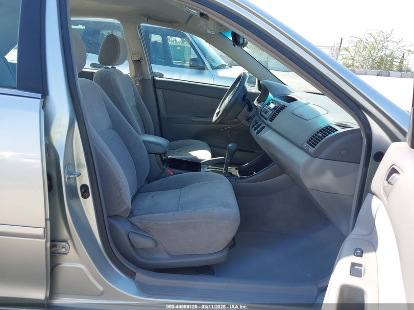 2002 Toyota Camry Le